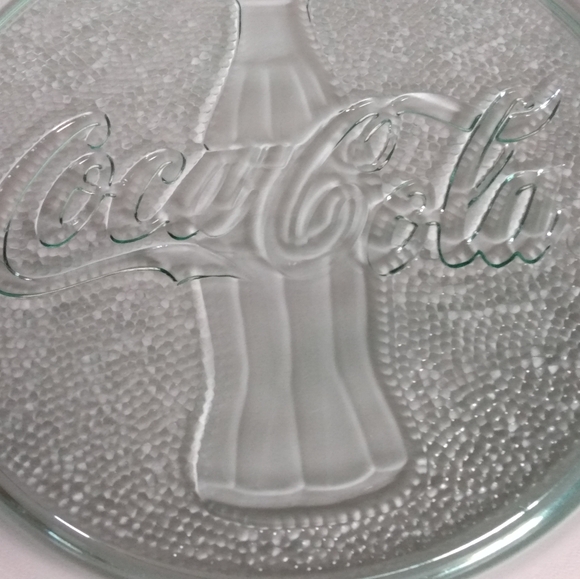 Round 13 Inch Green Glass Cola Tray - Picture 2 of 8